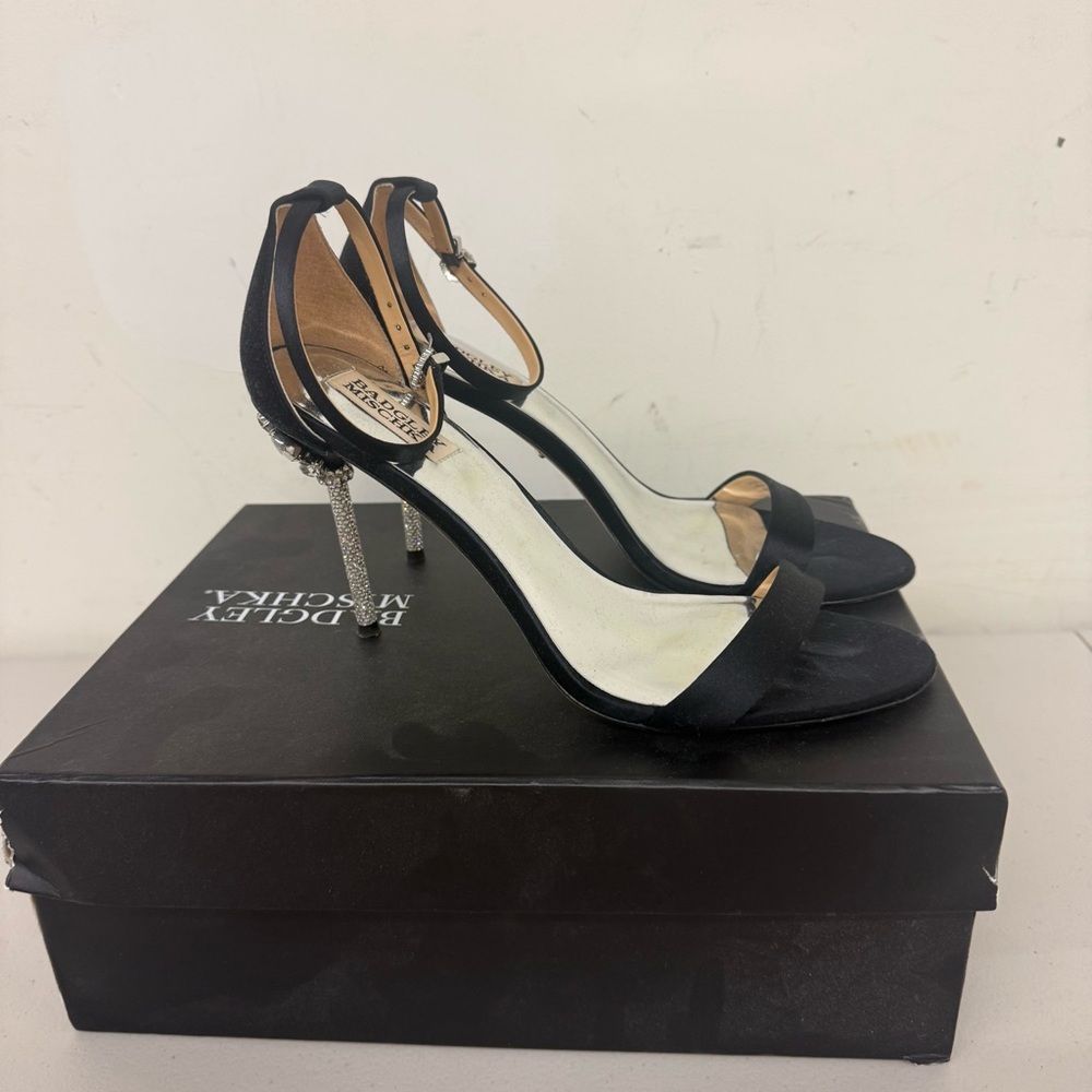 Badgley Mischka Vicia Crystal Embellished Heel Sandal Black Size 9.5 - Picture 3 of 8